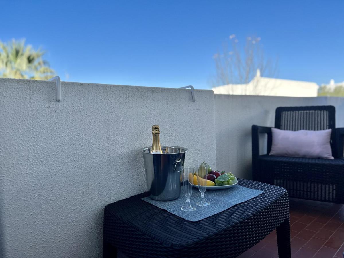 Vilamoura Cosy 4 With Pool By Homing Apartment Exterior photo